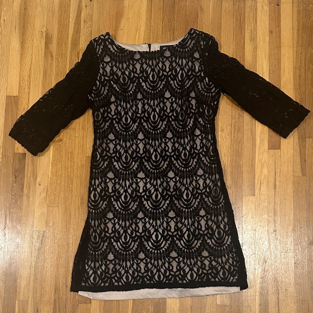 *last chance* RN Studio | Elegant Black Lace Dress